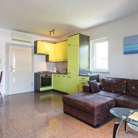 Holiday home Ore Malinska Exterior foto